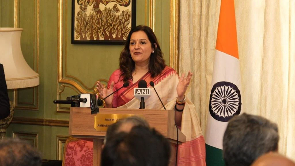 priyanka-chaturvedi