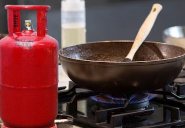 क्या 1 अप्रैल को बढ़ेंगे LPG सिलेंडर के दाम, क्या संकेत दे रहे हैं मौजूदा हालात और पिछले रुझान?